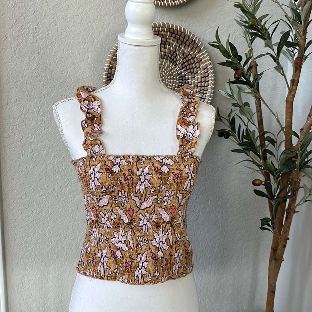 Aerie Boho Floral Retro Print Smocked Crop Top Ruffle Straps NEW Size Medium